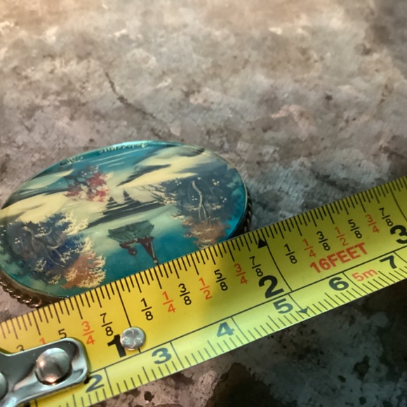 Hand Painted Flower Brooch (Antique) JUST FABULOUS - Picture 3 of 8